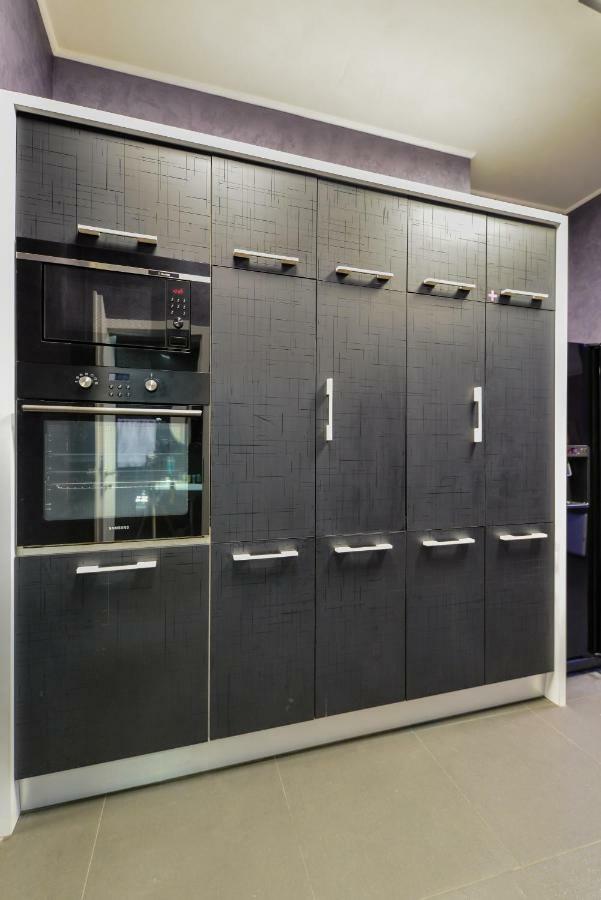 Champs-Elysees Sofia 2-Bdr, 2-Bthr Tsar Simeon Suite By Flat Mаnager Exterior photo