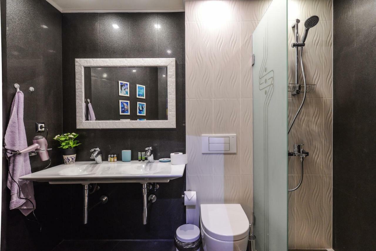 Champs-Elysees Sofia 2-Bdr, 2-Bthr Tsar Simeon Suite By Flat Mаnager Exterior photo